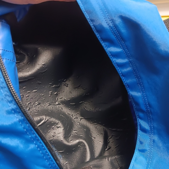 LL Bean Adventure Duffle Bag Blue Nylon Hiking Outdoor Travel Gym Tote - Picture 11 of 14